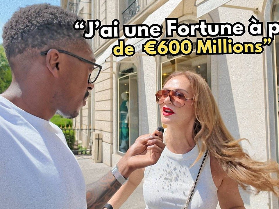 Entrepreneur réfléchissant à sa stratégie de réussite professionnelle